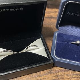【エクセルコダイヤモンド(EXELCO DIAMOND)の口コミ】 シンプルなデザインが決め手でした。たくさん種類があり、指輪を選定する…