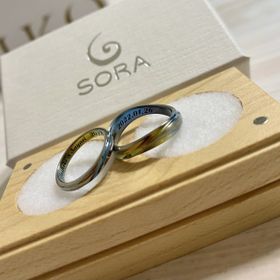 【SORA(ソラ)の口コミ】 2人らしい指輪を探していたらソラさんの指輪を見つけました。実際に店舗に…