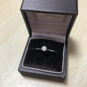 【アイプリモ(I-PRIMO)の口コミ】 リング自体はとてもシンプルですが、だからこそダイヤモンドがとても輝い…