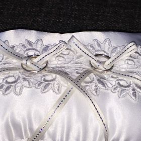 【PILOT BRIDAL(パイロットブライダル)の口コミ】 特にこのブランドでというこだわりはありませんでしたが、
私が金属アレル…