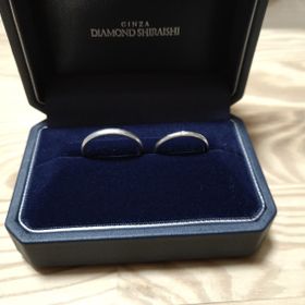 【銀座ダイヤモンドシライシの口コミ】 双方がシンプルで付け心地の良さ、アフターサービスの充実などを検討項目…