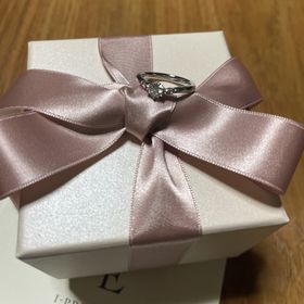 【アイプリモ(I-PRIMO)の口コミ】 たくさんデザインがありましたが、ケラーノを選びました。さりげなくVのデ…