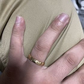 【Makana(マカナ)の口コミ】 元々、ハワイアンのデザインが好きだったのですが、一人一人の指輪を手作…
