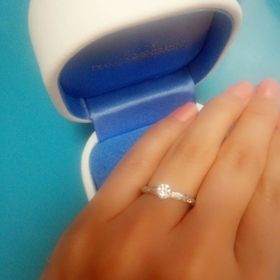 【銀座ダイヤモンドシライシの口コミ】 いろいろカタログみたり、ネットを検索したりしたけど、実際に店舗で試着…