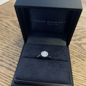 【ラザール ダイヤモンド(LAZARE DIAMOND)の口コミ】 好きなブランドが特に無かったので、石が良い所にしようと思い決めました…