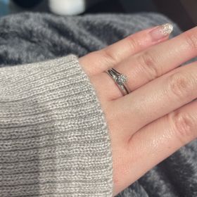 【銀座ダイヤモンドシライシの口コミ】 エバーアフター(婚約指輪)
 ￥190,000～
「いつまでも幸せに暮らしました…