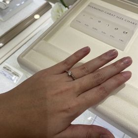 【festaria bijou SOPHIA(フェスタリア ビジュソフィア)の口コミ】 ダイヤモンドのカットのデザインがとても素敵で結婚する前からフェスタリ…