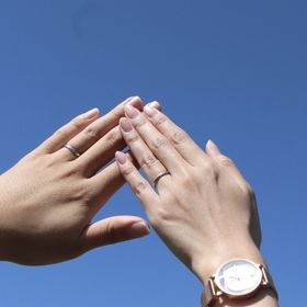 【エクセルコダイヤモンド(EXELCO DIAMOND)の口コミ】 どういう指輪にするかは全然決めずに店舗へ行き、実際に色んな形やデザイ…