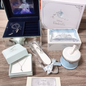 【Disney Cinderella(ディズニー シンデレラ)の口コミ】 ディスニーが好きなので、指輪もディズニーのラインナップから選びたい！…