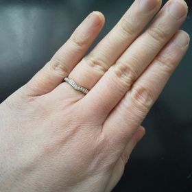 【ショーメ(CHAUMET)の口コミ】 ショーメにて、婚約指輪をまず決めて、それに合う結婚指輪を店員さんに勧…