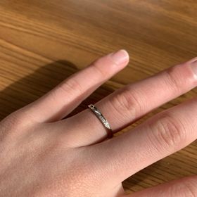 【nocur(ノクル)の口コミ】 いろいろなお店で見せてもらって、価格帯、デザイン、着け心地を試させて…