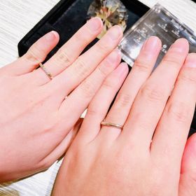 【TRECENTI(トレセンテ)の口コミ】 デザインがとにかく豊富で、迷います。
シンプルなストレートのデザインか…