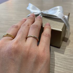 【ORECCHIO(オレッキオ)の口コミ】 年齢と共に似合う素材が変わったりもするので、一生着けられるようにプラ…