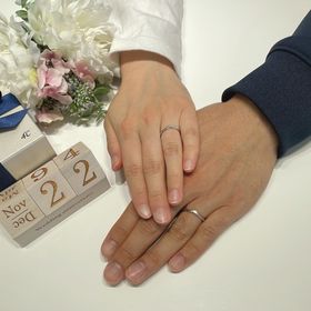 【4℃ BRIDAL(ヨンドシーブライダル)の口コミ】 たくさん候補を出し選ぶのにとても時間がかかってしまいましたが、スタッ…