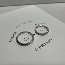 【アイプリモ(I-PRIMO)の口コミ】 北斗七星と北極星をイメージしたデザインで女性のリングには7つのダイヤが…