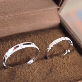 【CHER LUV(シェールラブ)の口コミ】 アンティーク調の人とかぶらないデザインをずっと探してました。彼はなる…