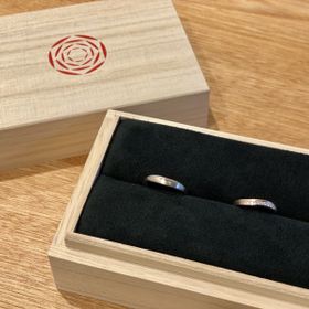 【出雲結(いずもゆい)の口コミ】 指輪それぞれに込められた想いやコンセプトに惹かれました。
デザインも非…