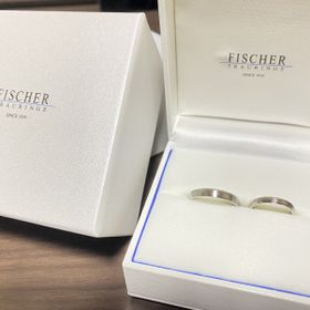 【FISCHER(フィッシャー)の口コミ】 店頭に並んでいる指輪を全て見させて頂いて、色んなものを候補にあげた中…