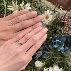 【HOSHI no SUNA 星の砂(ほしのすな)の口コミ】 結婚が決まった時から、結婚指輪は私が気にいるもので決めたいと思ってい…