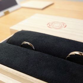 【出雲結(いずもゆい)の口コミ】 しめ縄の要素を指輪に反映させたいと思っていたので、デザイン性が一番ピ…