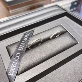 【エクセルコダイヤモンド(EXELCO DIAMOND)の口コミ】 初めて見て試着したとき、2人ともビビッときました。この日に買う予定では…