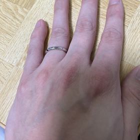 【アイプリモ(I-PRIMO)の口コミ】 色々なデザインの指輪がありましたが、彼女が気に入ったデザインのペアリ…