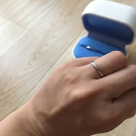 【銀座ダイヤモンドシライシの口コミ】 こだわりがなかった為、価格を指定して、オススメの指輪に決めました！本…