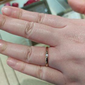 【1122 iifuufu bridal(いい夫婦ブライダル)の口コミ】 デザインが豊かです。
結婚指輪と婚約指輪のセットデザインもあり、片方の…