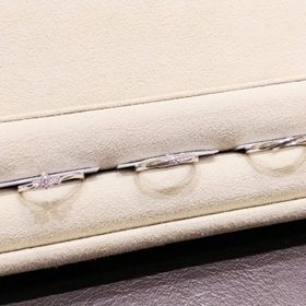 【TRECENTI(トレセンテ)の口コミ】 指輪の決め手は、つけ心地とシンプルながら華やかなデザインでした。TRECE…
