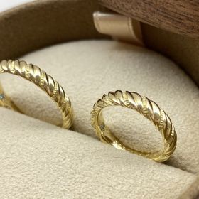 【COLANY(コラニー)の口コミ】 一生の物で、コラニーのつけ心地デザイン性及びインパクトに惹かれて購入…