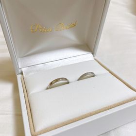 【PILOT BRIDAL(パイロットブライダル)の口コミ】 旦那さんはシンプルなものがよく、わたしはキラキラとした豪華なデザイン…