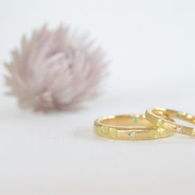 【CRAFY(クラフィ)の口コミ】 自分達がデザインできるところがいいですね！！！特別な指輪を選択するこ…