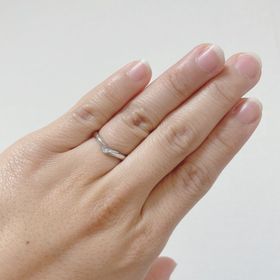 【アイプリモ(I-PRIMO)の口コミ】 細すぎず太すぎず、フィット感がものすごくいいです。
デザイン性もあるの…