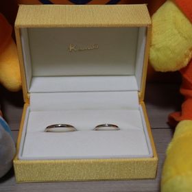 【ケイウノ ブライダル(K.UNO BRIDAL)の口コミ】 オーダーメイド出来ること。
彼が一目惚れで即決。
彼と同じデザインでお…