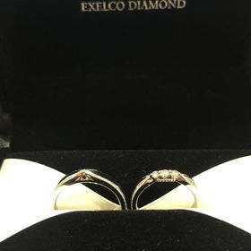 【エクセルコダイヤモンド(EXELCO DIAMOND)の口コミ】 指輪の決め手はデザインの良さと、親切かつ丁寧な接客でした。指輪を選ぶ…