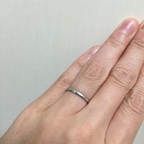 【STAR JEWELRY(スタージュエリー)の口コミ】 シンプルな物を探していたので、こちらのデザインを選びました。
あと特典…