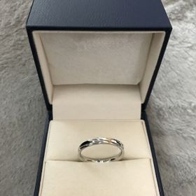 【GALA JEWELRY(ガラジュエリー)の口コミ】 指輪の紛失に伴い、同じ商品を再購入したものです。購入時は、ネットや実…
