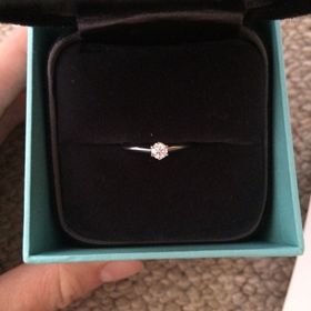 【ティファニー(Tiffany & Co.)の口コミ】 彼が買ってくれたので決め手などはわかりませんが、ティファニーの銀座店…