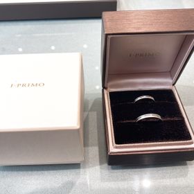 【アイプリモ(I-PRIMO)の口コミ】 上品なデザインで年齢問わず長くお気に入りとして付けることができそう。
…