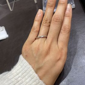 【TRECENTI(トレセンテ)の口コミ】 試着で大きめのサイズでしたが、付け心地がよく、手に馴染んでいました。…