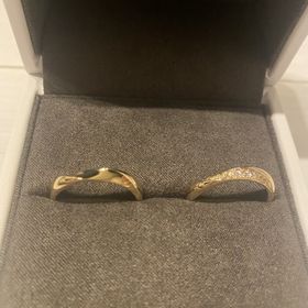 【BIJOUPIKO(ビジュピコ)の口コミ】 どの角度から見てもキラキラしているデザインと付け心地が良かったです。
…