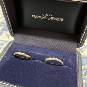 【銀座ダイヤモンドシライシの口コミ】 内側に丸みがあり、なだらかなウェーブのデザインが最も馴染みが良かった…