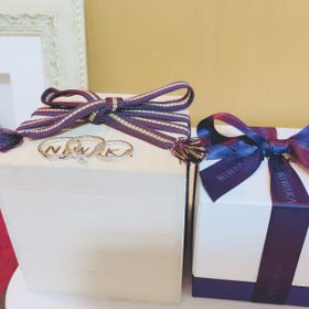 【俄(にわか)の口コミ】 指輪の説明を受けた印象が、とても影響を受けました。
自分達が今後一緒に…