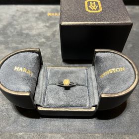 【ハリー・ウィンストン(Harry Winston)の口コミ】 ダイヤへのこだわりが1番の決定ポイントでした。ダイヤが大きく見えるよう…