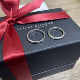 【ラザール ダイヤモンド(LAZARE DIAMOND)の口コミ】 指輪のデザインは、多くのデザインの中店員さんと一緒に好みのデザインを…