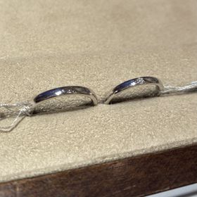 【TRECENTI(トレセンテ)の口コミ】 お花の形に留めてあるダイヤモンドが可愛かった。
アフターケアもしっかり…