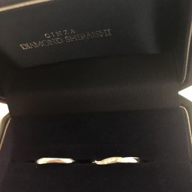 【銀座ダイヤモンドシライシの口コミ】 普段使いでき、飽きがこないように控えめでもきちんとダイヤモンドが入っ…