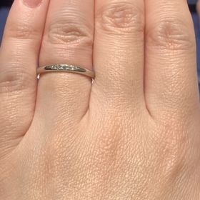 【銀座ダイヤモンドシライシの口コミ】 他と被らない、且つストレートで石の輝きがあるものが欲しかったですが、…