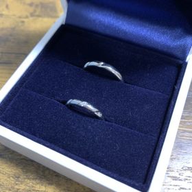 【HOSHI no SUNA 星の砂(ほしのすな)の口コミ】 前もって購入していた婚約指輪とセットのマリッジリングだったこと。一応…