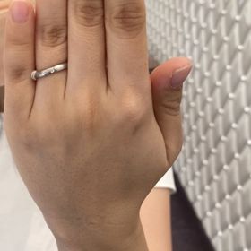 【YUKA HOJO(ユカホウジョウ)の口コミ】 手作り感のある表面の加工が素敵です。
周りと違うのが良いと思っている方…